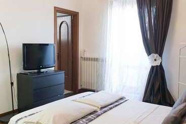 تختخواب و صبحانه Laetitia Guest House32