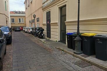 فندق فئة نجمة واحدة Cineapollo  Ogni Camera Un Film!