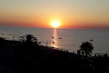 Bed And Breakfast Sunrise