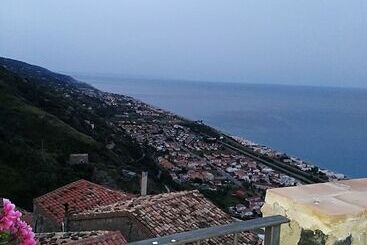 פונדק Residenza D Epoca Borgodifiume