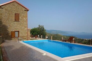 بنسيون La Torretta Di Pollica