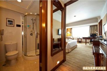 Sunshine Holiday Hotel Fuzhou