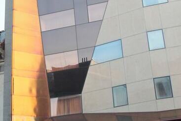 Hotel Duke Romana City Center