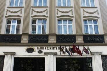 هتل Fatih Resadiye