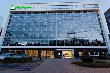 فندق Holiday Inn Express Antwerpen City North, An Ihg