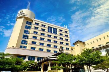 בית מלון כפרי Krungsri River