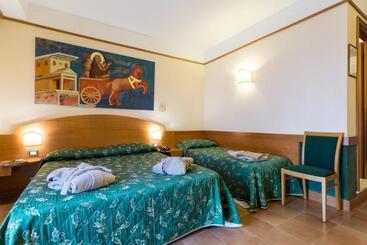 فندق La Terrazza Restaurant & Spa