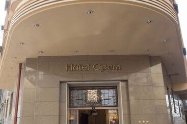 هتل Opera By Zeus International