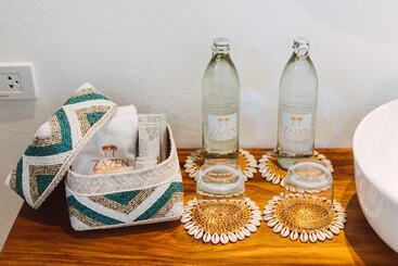 بانگلو Zazen Boutique Resort & Spa Sha Plus