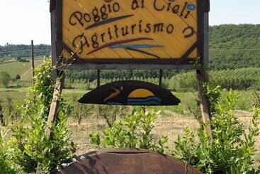 교외 호텔 Agriturismo Podere Poggio Ai Cieli