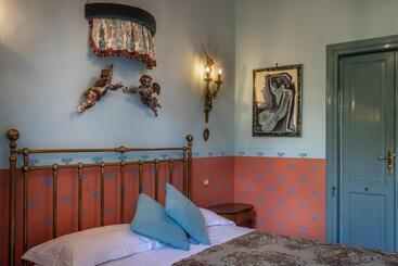 Bed and Breakfast Villa Nicolaci   Liberty Suites