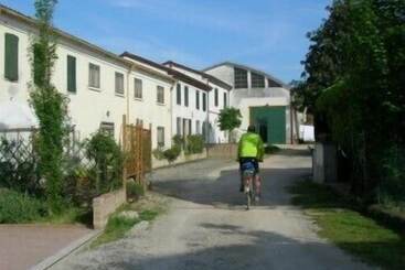 צימר Casa Cortesi