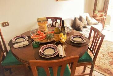 בית מלון כפרי Agriturismo Raggio Di Sole