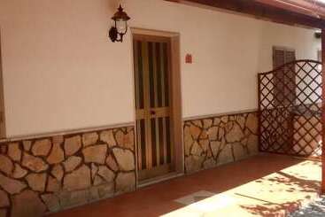 هتل آپارتمان Case Vacanze La Paloma