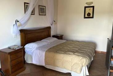 هتل روستایی Agriturismo Il Puntoncino