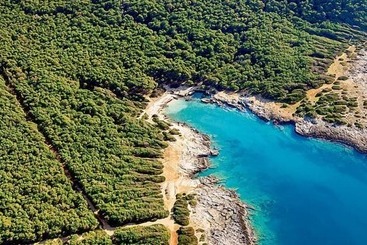 민박 Cream & Caramel Bed