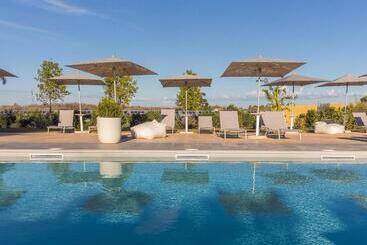 קוטג'' Tenuta Cavalieri