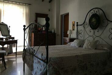 乡村酒店  Agriturismo Il Caggio Di Sotto