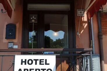 בית מלון כפרי Samoggia