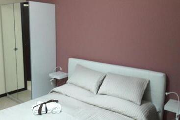 مبيت وإفطار Il Centro Short Lets