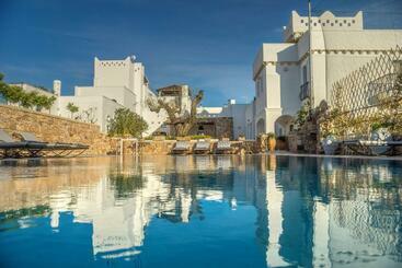 هتل Masseria Le Mandorle
