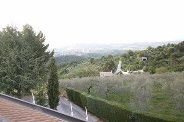 פונדק Park Residence