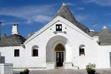 پانسیون Trulli Resort Monte Pasubio