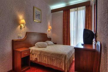 ホテル King Iniohos