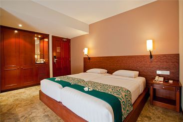 هتل White Rose Kuta Resort  Villas & Spa