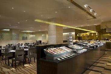 هتل Celebrity International Grand
