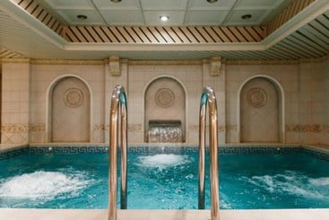 Grand Hotel Emerald