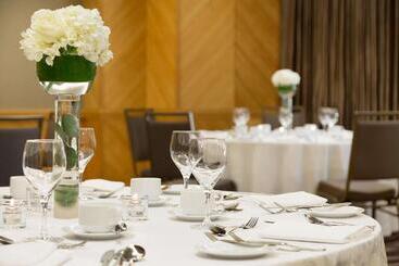 בית מלון כפרי Fairmont Vancouver Airport Interminal