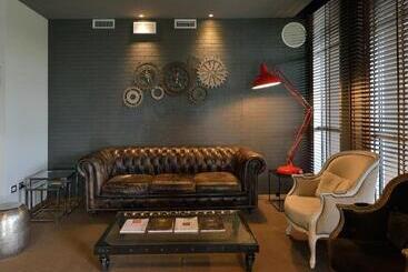 هتل La Meridiana Bleisure