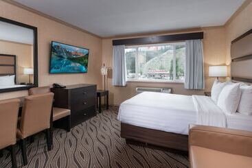 호텔 Prestige Inn Golden