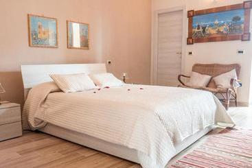 B&b A Casa Di Maybe