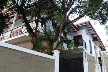 تختخواب و صبحانه Ciel Grand Villa