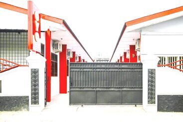 בית מלון כפרי Oyo 2940 Papakoel Residence