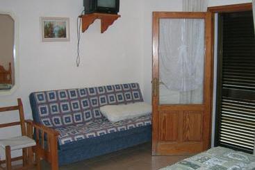 Pensión Las Tres Golondrinas