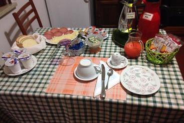 Alexander Bed And Breakfast