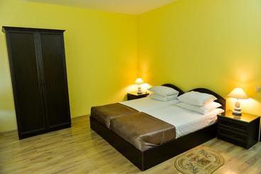 هتل Imereti Health Resort