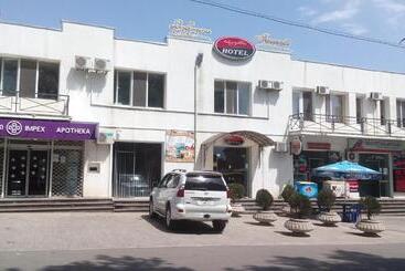 هتل Imereti Health Resort