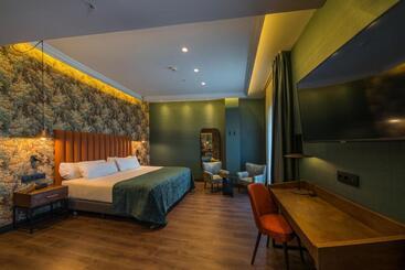 هتل Catalonia Donosti