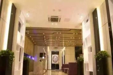 ホテル Lavande Yichang Dong Shan Street Branch