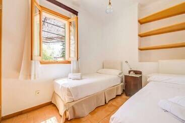 Classic Cottage In Campos Majorca With Swimming Pool