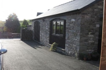 Delightful Cottage In Brecon With Terrace