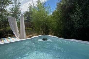 فندق Le Mas Cabanids