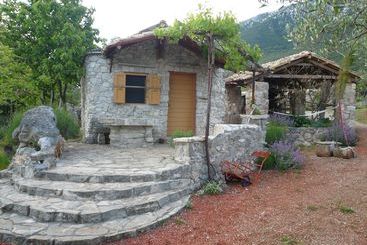 Secluded Cottage In Trpanj With Garden