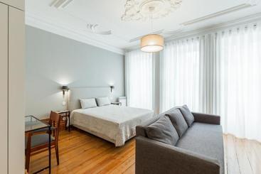 هتل آپارتمان Guestready Cedofeita Pool Suites