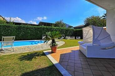 بيت ريفى Villa Orlando