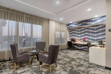 فندق Best Western Premier Executive Residency Medicine Hat